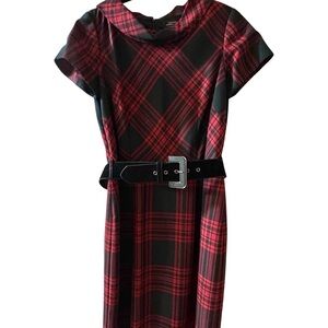 Tahari Red Black Plaid Midi Dreas size 6 Belted Collared Classic Office Chic